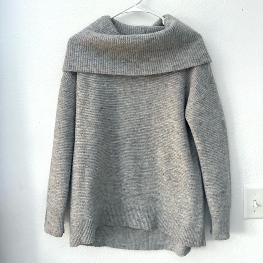 LOFT Cowl Neck Sweater Women’s M Gray Turtleneck Pullover